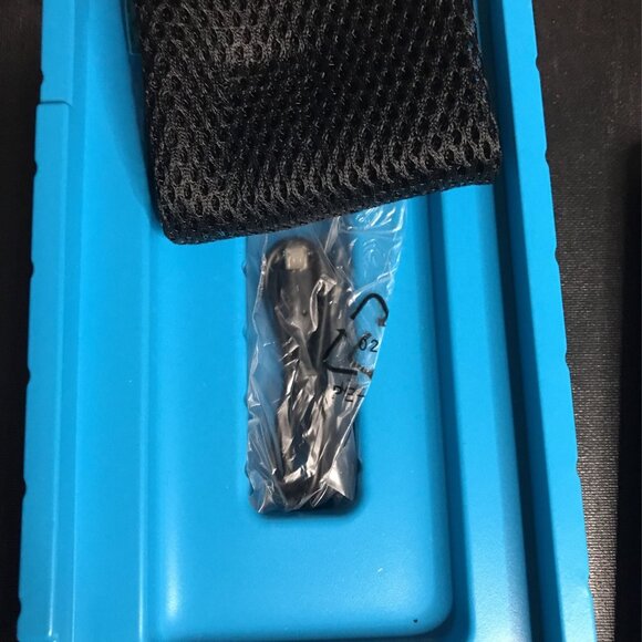 Anker - PowerCore Metro 20,000 mAh Portable Charger - Dark Gray - Picture 3 of 7